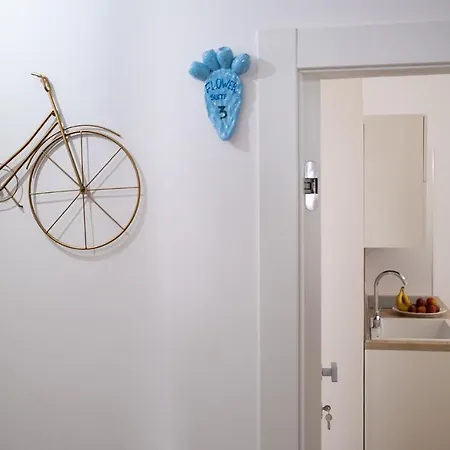 Flower Bed & Breakfast Syracuse